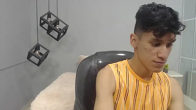 Snapshot of alan_ws chatting on December 21, 2024, 12:27 pm alan ws online show from December 21, 2024, 12:27 pm