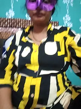 bigtitsqueen online show from October 11, 2025, 4:38 pm