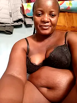 Snapshot of Sexyebonyxxx87 chatting on October 3, 2025, 2:58 pm Sexyebonyxxx87 online show from October 3, 2025, 2:58 pm