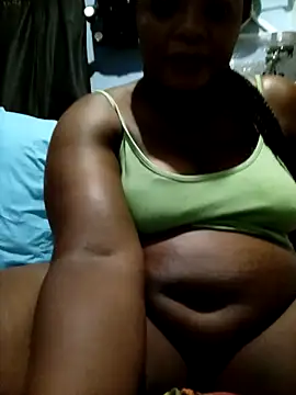 Snapshot of Sexyebonyxxx87 chatting on October 4, 2025, 11:25 pm Sexyebonyxxx87 online show from October 4, 2025, 11:25 pm