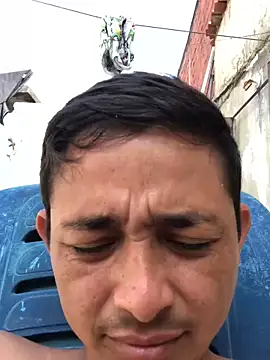 isacalejandroo online show from January 31, 2025, 2:07 pm