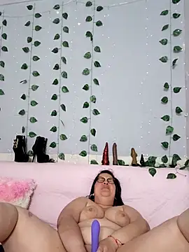 kiara scottt online show from February 22, 2026, 9:08 am