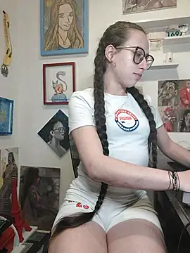 milena 23x online show from February 14, 2025, 3:11 am