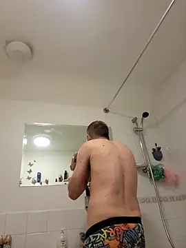 Snapshot of Polish41 chatting on October 26, 2025, 12:11 pm Polish41 online show from October 26, 2025, 12:11 pm