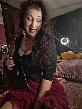 GypsyEsmeralda online show from March 4, 2026, 4:35 pm