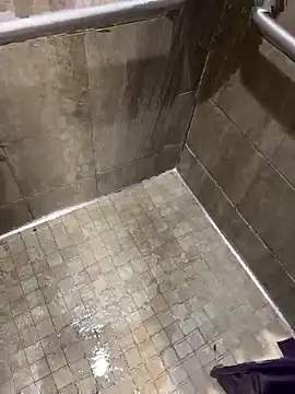 prettyrichie online show from March 20, 2025, 11:45 pm