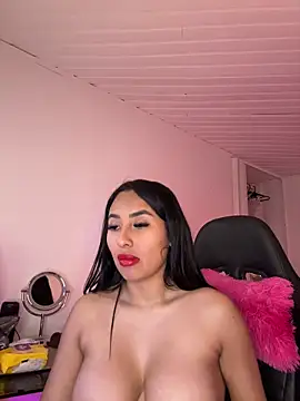 Snapshot of Anily_Lovely chatting on March 7, 2025, 11:49 pm Anily Lovely online show from March 7, 2025, 11:49 pm