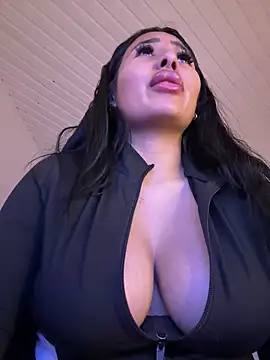 Snapshot of Anily_Lovely chatting on March 17, 2025, 9:55 pm Anily Lovely online show from March 17, 2025, 9:55 pm