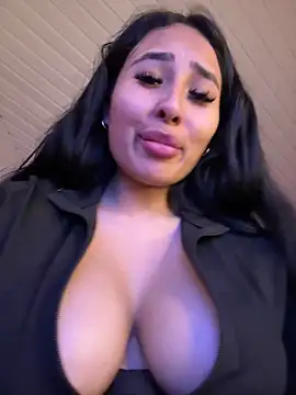 Snapshot of Anily_Lovely chatting on March 20, 2025, 3:45 am Anily Lovely online show from March 20, 2025, 3:45 am