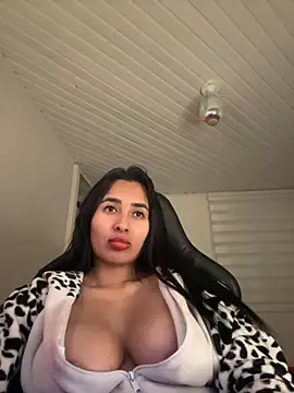 Snapshot of Anily_Lovely chatting on September 29, 2025, 2:06 am Anily Lovely online show from September 29, 2025, 2:06 am