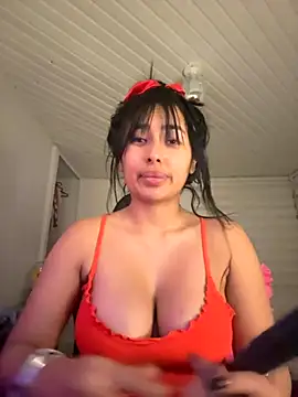 Snapshot of Anily_Lovely chatting on October 27, 2025, 10:58 pm Anily Lovely online show from October 27, 2025, 10:58 pm