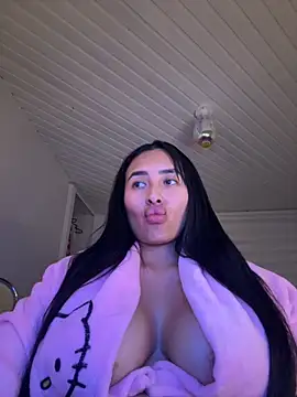 Snapshot of Anily_Lovely chatting on November 3, 2025, 11:26 pm Anily Lovely online show from November 3, 2025, 11:26 pm