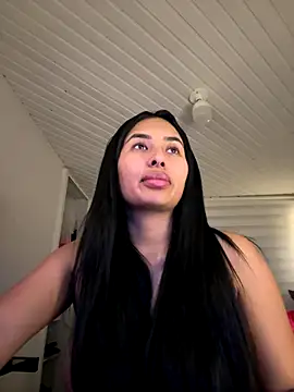 Snapshot of Anily_Lovely chatting on November 17, 2025, 10:15 pm Anily Lovely online show from November 17, 2025, 10:15 pm