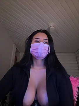 Snapshot of Anily_Lovely chatting on November 28, 2025, 12:24 am Anily Lovely online show from November 28, 2025, 12:24 am