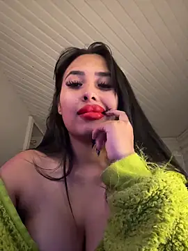 Snapshot of Anily_Lovely chatting on January 6, 2026, 10:56 pm Anily Lovely online show from January 6, 2026, 10:56 pm