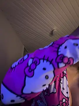 Snapshot of Anily_Lovely chatting on February 4, 2026, 11:09 pm Anily Lovely online show from February 4, 2026, 11:09 pm