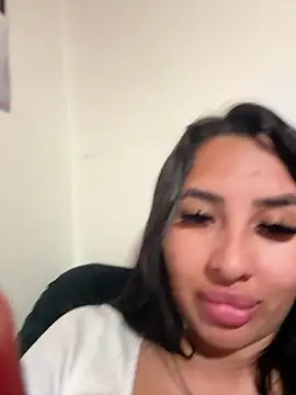 Snapshot of Anily_Lovely chatting on February 8, 2026, 12:03 am Anily Lovely online show from February 8, 2026, 12:03 am