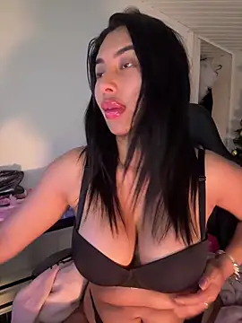 Snapshot of Anily_Lovely chatting on February 14, 2026, 6:15 pm Anily Lovely online show from February 14, 2026, 6:15 pm