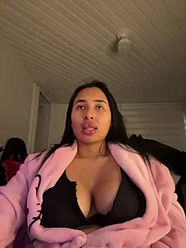 Snapshot of Anily_Lovely chatting on February 26, 2026, 11:04 pm Anily Lovely online show from February 26, 2026, 11:04 pm