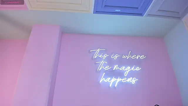 KatieNolan 1 online show from February 5, 2026, 7:18 pm