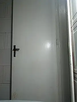 annybarros21 online show from January 9, 2026, 4:15 am