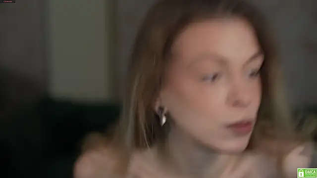 Julia  Star  online show from February 18, 2025, 7:54 am