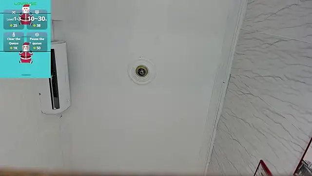 Snapshot of TOWERS21_ chatting on December 12, 2024, 8:21 pm TOWERS21 online show from December 12, 2024, 8:21 pm