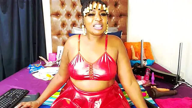 Snapshot of Hotxbums22 chatting on February 3, 2026, 4:43 am Hotxbums22 online show from February 3, 2026, 4:43 am