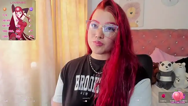 Snapshot of CelessteRedds chatting on February 28, 2025, 5:26 pm CelessteRedds online show from February 28, 2025, 5:26 pm