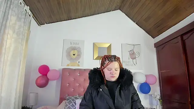 Snapshot of CelessteRedds chatting on September 24, 2025, 11:13 am CelessteRedds online show from September 24, 2025, 11:13 am