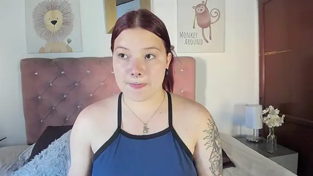 Snapshot of CelessteRedds chatting on November 22, 2025, 11:42 am CelessteRedds online show from November 22, 2025, 11:42 am