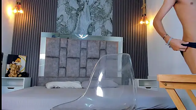 Snapshot of _miguel0 chatting on January 13, 2025, 11:17 pm miguel0 online show from January 13, 2025, 11:17 pm