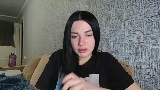 Snapshot of Liana_diva chatting on February 22, 2026, 7:01 pm Liana diva online show from February 22, 2026, 7:01 pm