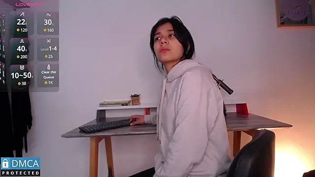 floriamANDjazmin online show from February 6, 2025, 11:10 am