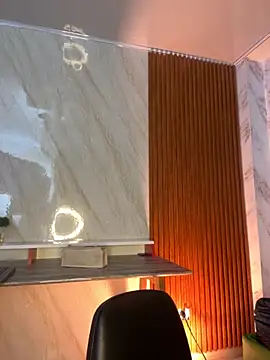 floriamANDjazmin online show from September 17, 2025, 3:08 am