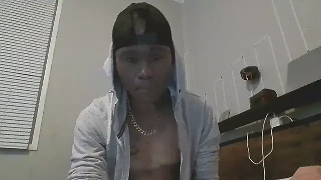 Snapshot of PETER-RABIT chatting on January 8, 2026, 12:57 am PETER-RABIT online show from January 8, 2026, 12:57 am