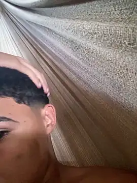 jnsubimisso online show from March 1, 2025, 2:23 pm