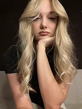 Alisa Rise online show from February 8, 2025, 10:19 pm