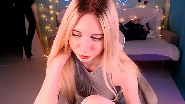 Sweet Richal online show from March 14, 2025, 1:27 am