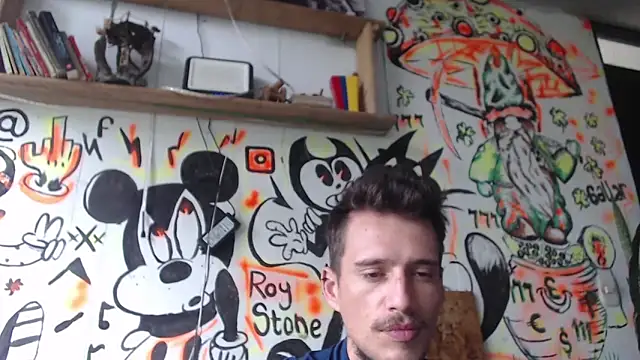 Snapshot of roystonee01 chatting on October 13, 2025, 11:54 am roystonee01 online show from October 13, 2025, 11:54 am