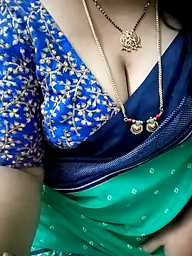 Snapshot of your-sameera chatting on January 25, 2025, 8:21 am your-sameera online show from January 25, 2025, 8:21 am