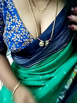 Snapshot of your-sameera chatting on February 3, 2025, 10:03 am your-sameera online show from February 3, 2025, 10:03 am