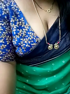 Snapshot of your-sameera chatting on February 3, 2025, 2:24 pm your-sameera online show from February 3, 2025, 2:24 pm