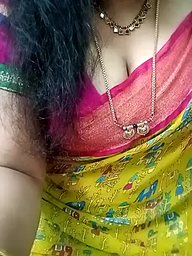 Snapshot of your-sameera chatting on February 12, 2025, 5:37 am your-sameera online show from February 12, 2025, 5:37 am