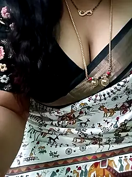 Snapshot of your-sameera chatting on February 16, 2025, 3:04 am your-sameera online show from February 16, 2025, 3:04 am