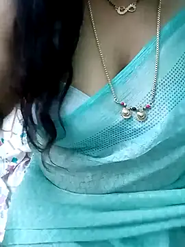 Snapshot of your-sameera chatting on February 17, 2025, 5:10 pm your-sameera online show from February 17, 2025, 5:10 pm