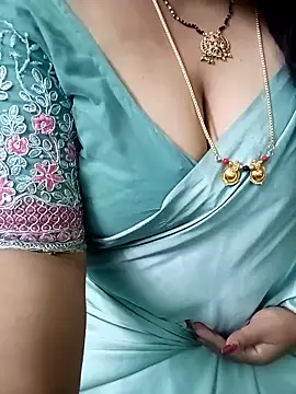 Snapshot of your-sameera chatting on March 8, 2025, 4:56 am your-sameera online show from March 8, 2025, 4:56 am