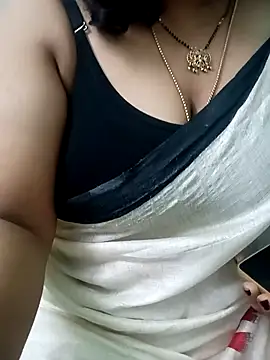 Snapshot of your-sameera chatting on October 15, 2025, 10:26 am your-sameera online show from October 15, 2025, 10:26 am