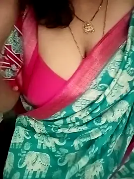 Snapshot of your-sameera chatting on October 18, 2025, 5:32 am your-sameera online show from October 18, 2025, 5:32 am