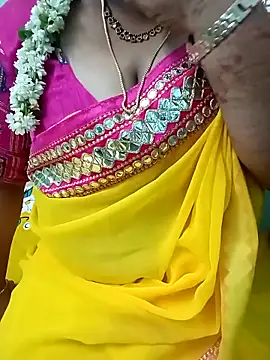 Snapshot of your-sameera chatting on October 27, 2025, 4:55 pm your-sameera online show from October 27, 2025, 4:55 pm